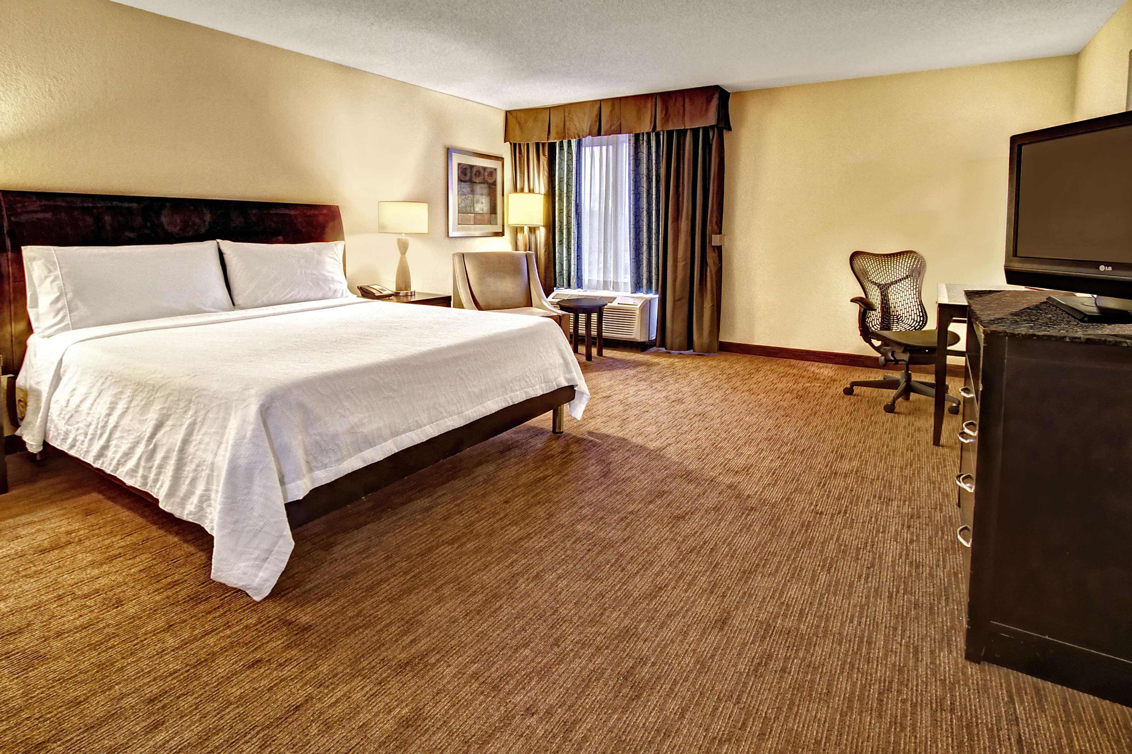 Hilton Garden Inn Nashville Airport Екстериор снимка