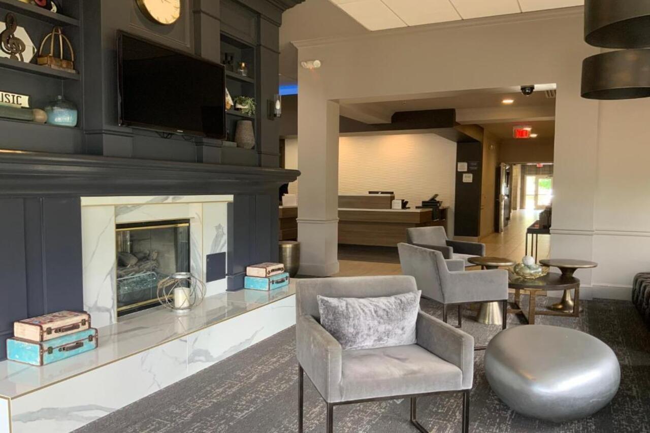 Hilton Garden Inn Nashville Airport Екстериор снимка
