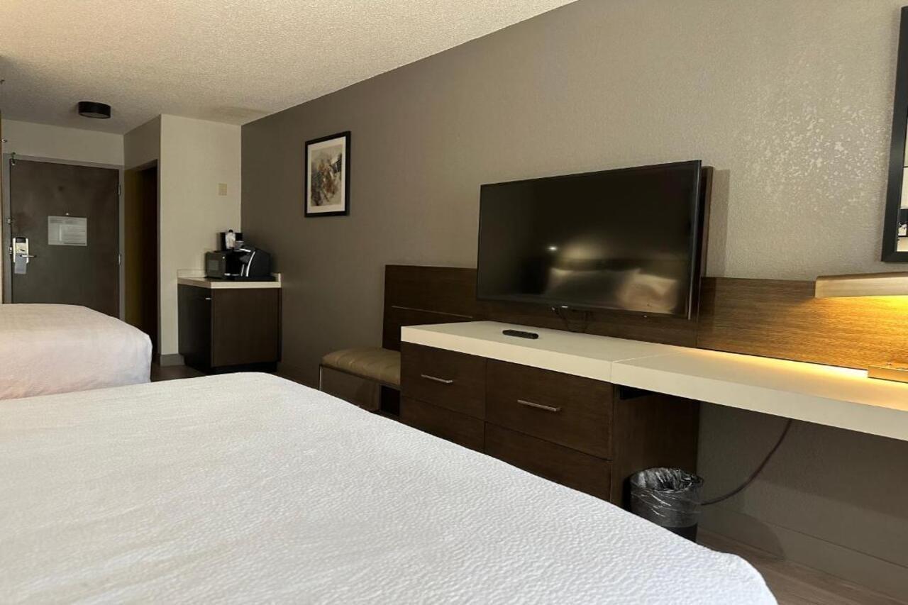 Hilton Garden Inn Nashville Airport Екстериор снимка